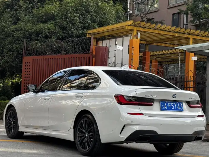 BMW 3 Series 2022 Model 325Li M Sports Night Set