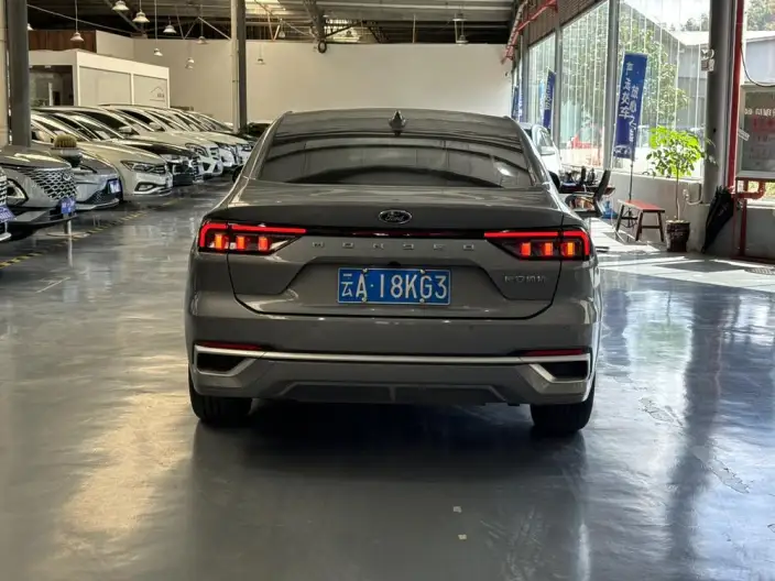 Ford Mondeo 2023 Model EcoBoost 180 Luxury Model – фото 5