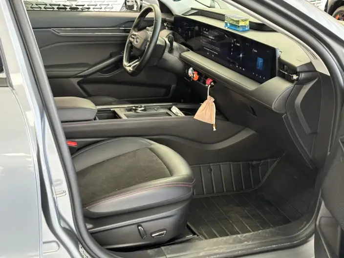 Ford Mondeo 2023 Model EcoBoost 180 Luxury Model – фото 9