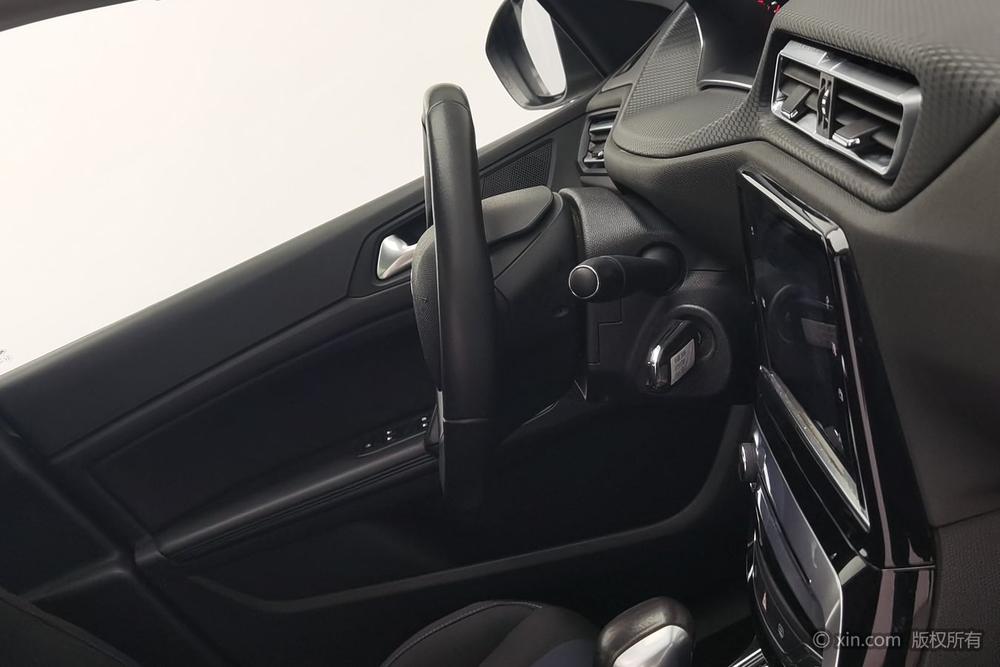 PEUGEOT 308 Модель 2018 года 1.6L автоматическое Deluxe Edition – фото 8