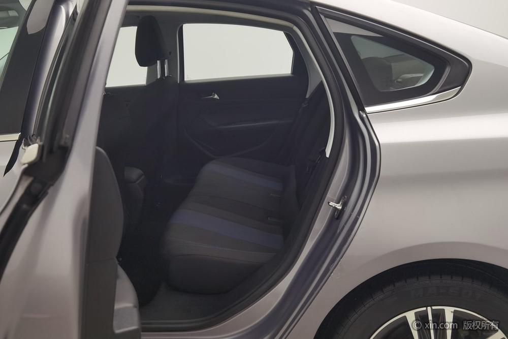 PEUGEOT 308 Модель 2018 года 1.6L автоматическое Deluxe Edition – фото 20