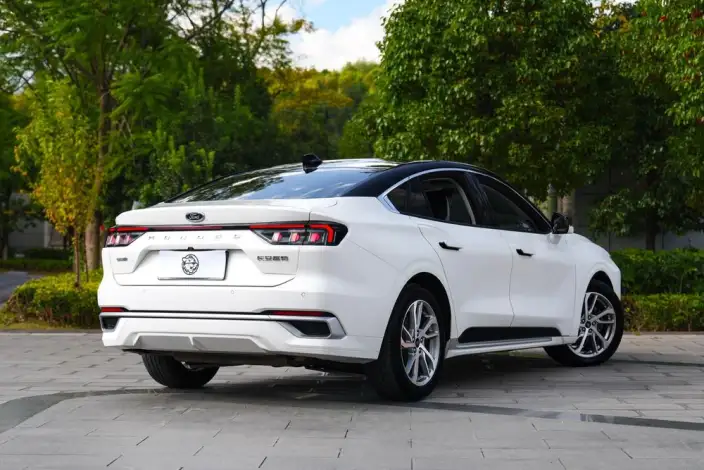 Ford Mondeo 2022 Model Facelift EcoBoost 245 Luxury Model – фото 7