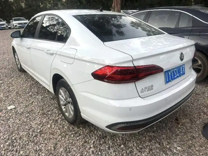 Volkswagen Bora 2023 Model 200TSI DSG Smooth Ride Edition – фото 5