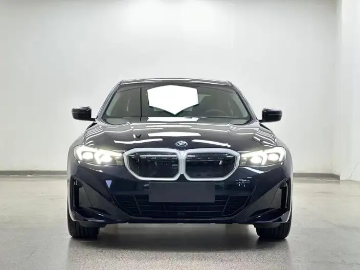BMW i3 2025 Model eDrive35L