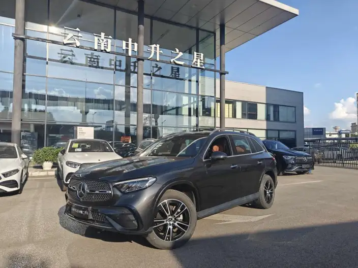 Mercedes-Benz GLC 2025 Model GLC 260 L 4MATIC Luxury Model 5 seat