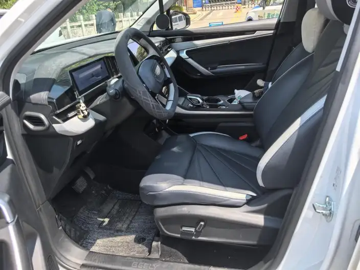 Geely Boyue L 2023 Model 1.5TD DCT Luxury Model – фото 10
