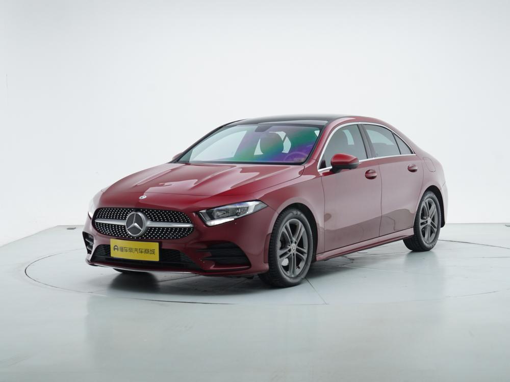 Mercedes-Benz A-Class Модель 2020 года A 180 L Sports sedan 特殊 Сравнение конфигураций – фото 1