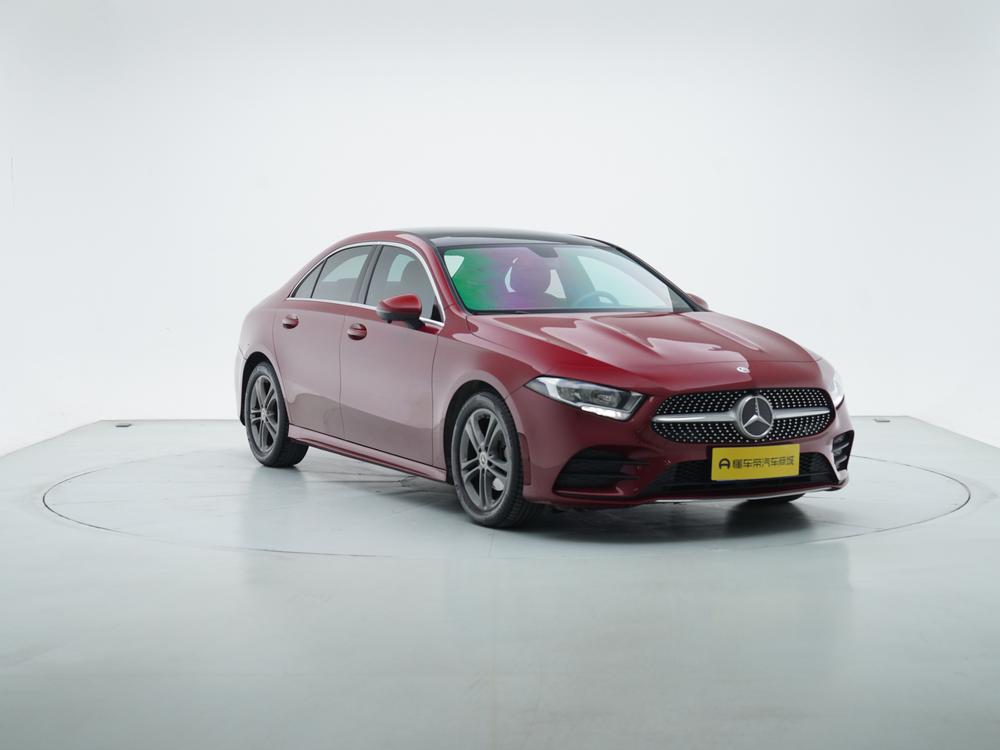Mercedes-Benz A-Class Модель 2020 года A 180 L Sports sedan 特殊 Сравнение конфигураций – фото 3