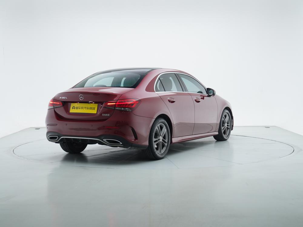 Mercedes-Benz A-Class Модель 2020 года A 180 L Sports sedan 特殊 Сравнение конфигураций – фото 7