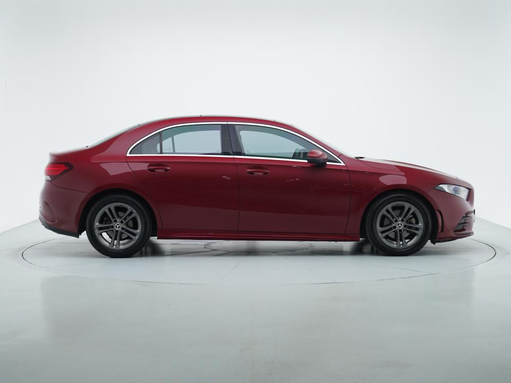 Mercedes-Benz A-Class Модель 2020 года A 180 L Sports sedan 特殊 Сравнение конфигураций – фото 8