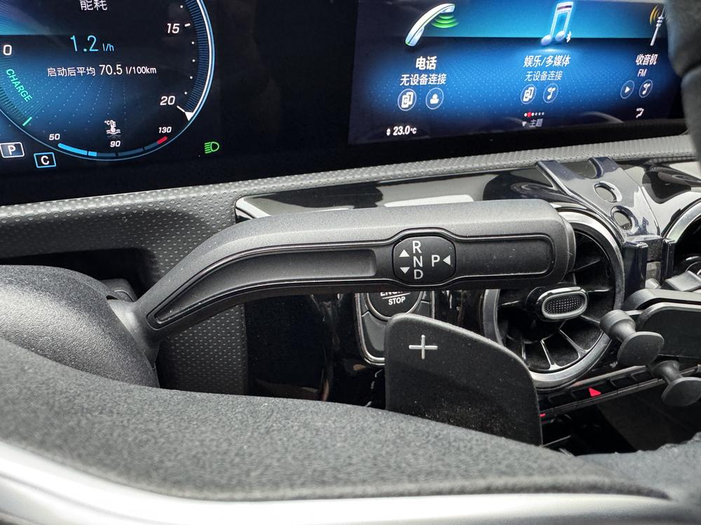 Mercedes-Benz A-Class Модель 2020 года A 180 L Sports sedan 特殊 Сравнение конфигураций – фото 17
