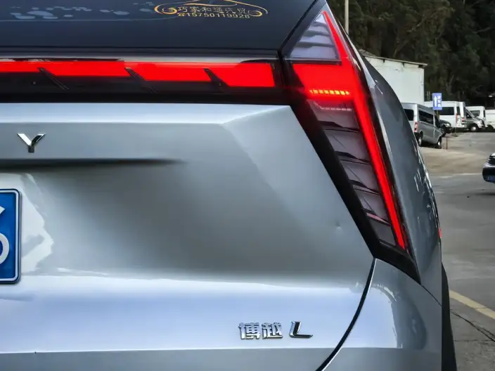 Geely Boyue L 2024 Model 1.5TD DCT Premium Edition – фото 9