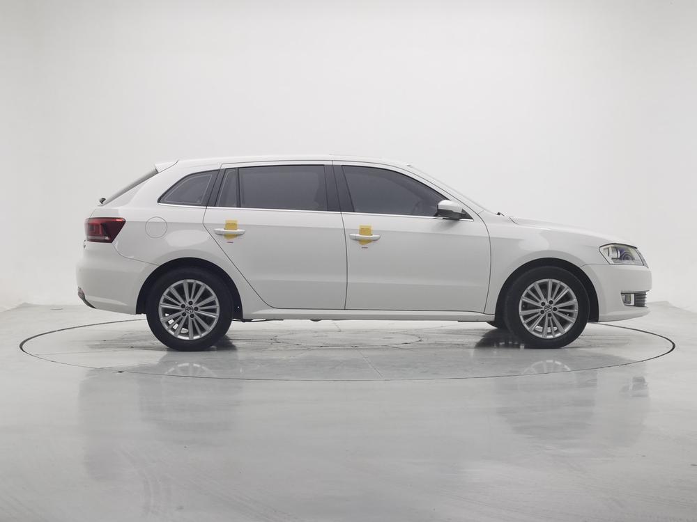 Volkswagen Lavida Plus 2013 модификация 1.4TSI Manual Com f ort – фото 8