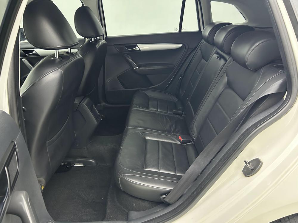 Volkswagen Lavida Plus 2013 модификация 1.4TSI Manual Com f ort – фото 22