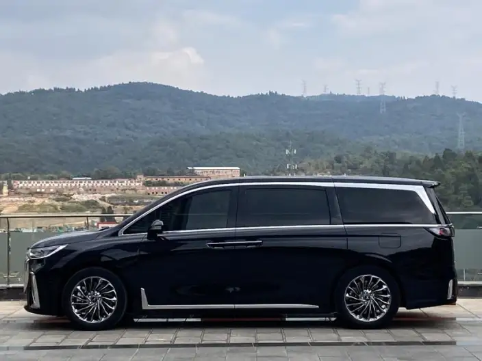 VOYAH Dreamer PHEV 2024 Model Ultra-long Endurance Superior Edition – фото 4