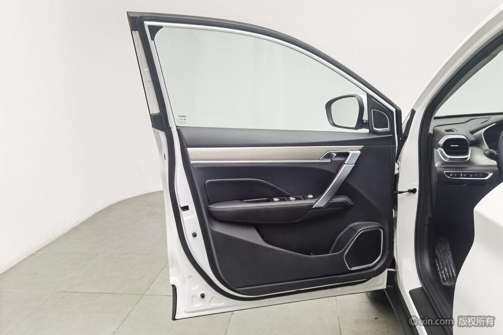 Geely Binyue 2019 260T DCT Knight China VI – фото 21