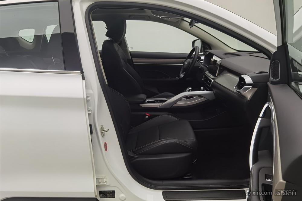 Geely Binyue 2019 260T DCT Knight China VI – фото 24