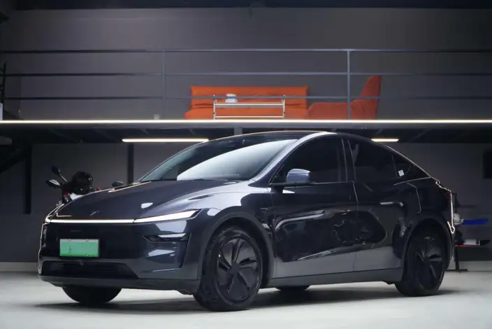 Model Y 2025 Model Rear-wheel drive version
