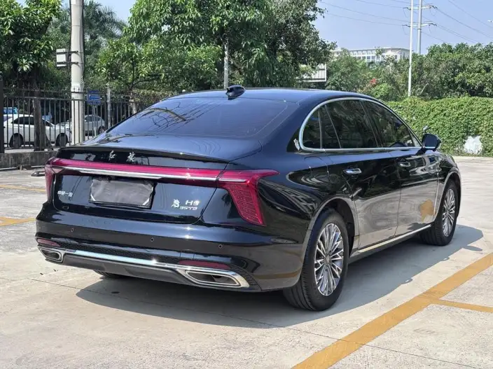 Hongqi H5 2023 Model 2.0T Automatic Flag Enjoy Edition – фото 7