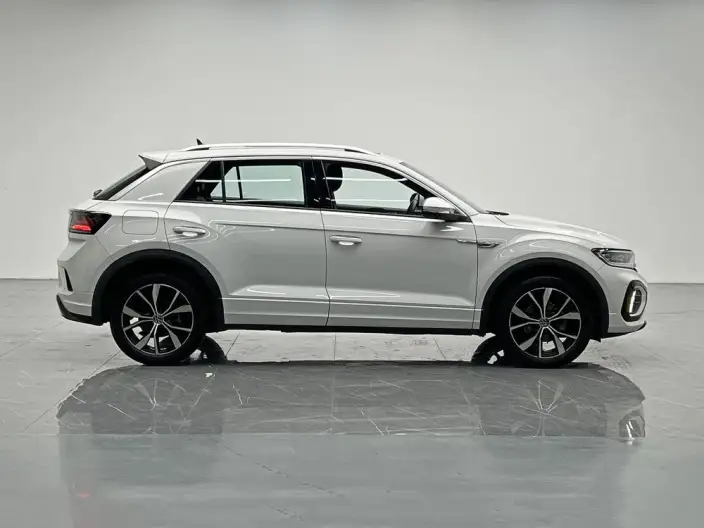 Volkswagen T-Roc 2023 Model 300TSI DSG Chenguang Edition – фото 8