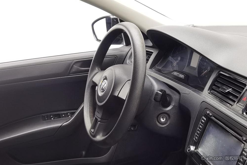 Volkswagen Santana 2015 1.6L Manual Fashion – фото 17