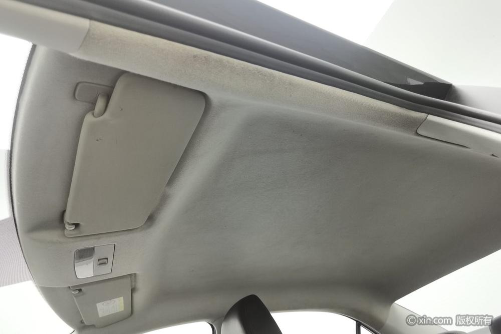 Volkswagen Santana 2015 1.6L Manual Fashion – фото 21