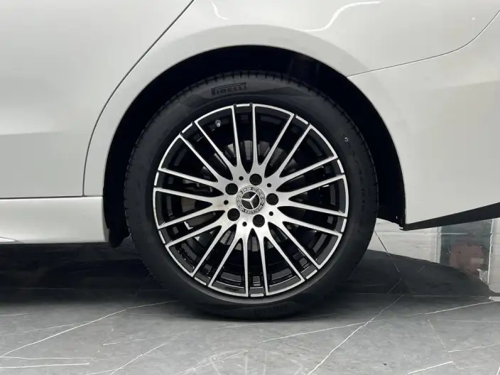 Mercedes-Benz C-Class 2023 Model Facelift C 260 L Sports Edition – фото 9