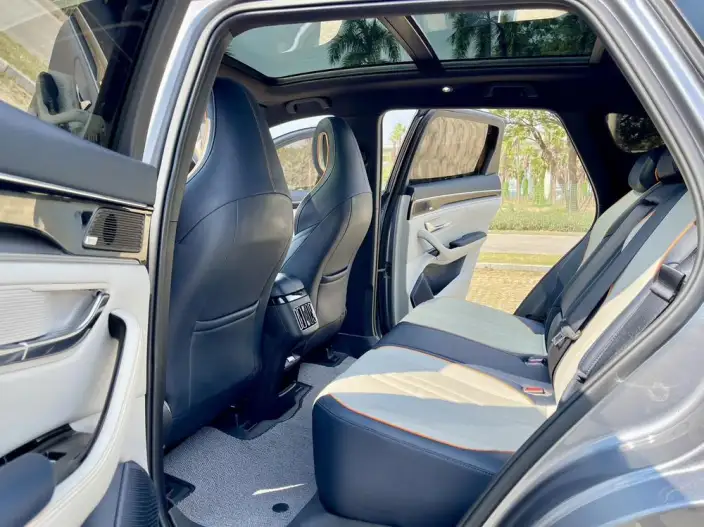 BYD Song PLUS DM 2021 Model DM-i 110KM 2WD Flagship PLUS 5G Edition – фото 10