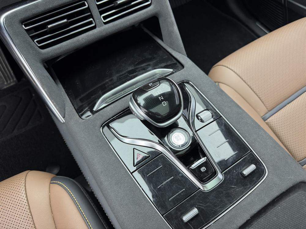 BYD Tang DM 2021 DM 2.0T 4WD Per f ormance Edition Premium – фото 17