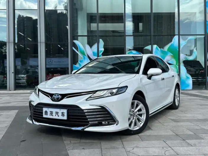 Toyota Camry 2023 Model 2.0G Deluxe Edition