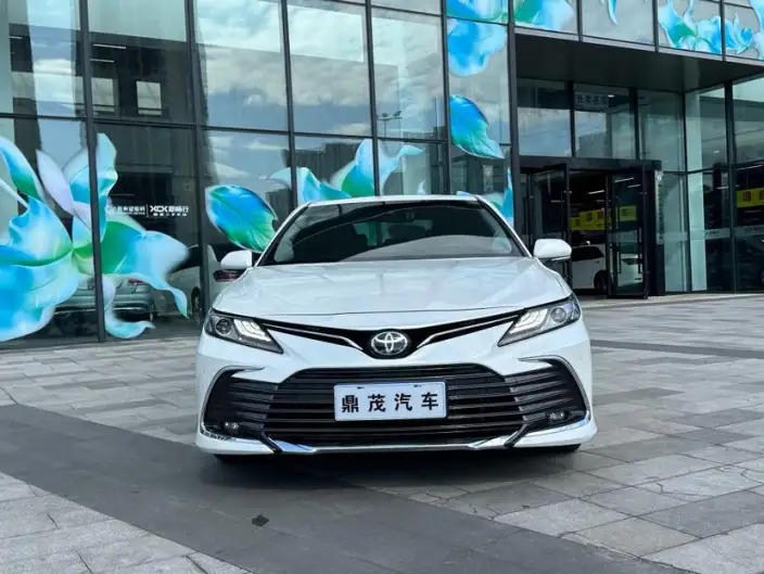 Toyota Camry 2023 Model 2.0G Deluxe Edition
