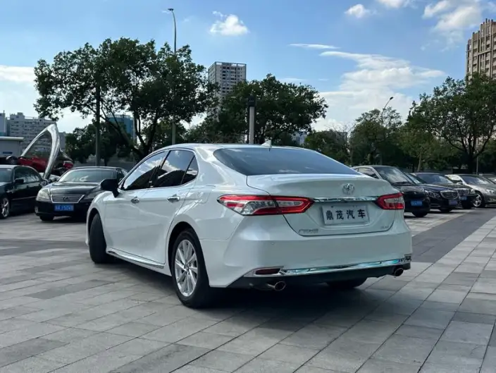 Toyota Camry 2023 Model 2.0G Deluxe Edition – фото 5