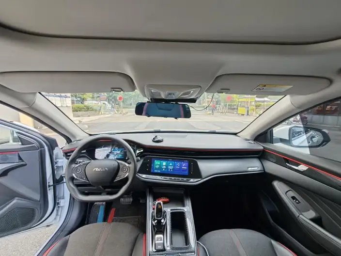 Yixuan Max 2023 Model 1.5T Super Fantasy Tide Dad Edition – фото 8