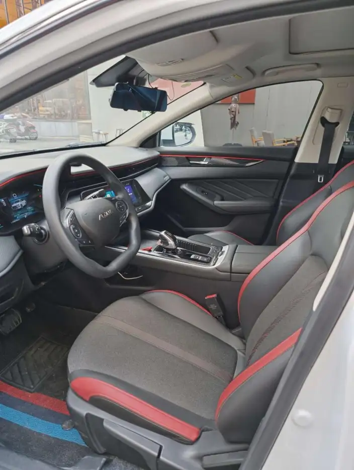 Yixuan Max 2023 Model 1.5T Super Fantasy Tide Dad Edition – фото 9