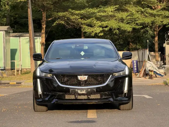 Cadillac CT5 2023 Model 28T Noble Model – фото 2