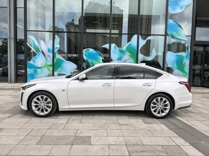 Cadillac CT5 2023 Model 28T Luxury Model Standard Edition – фото 4