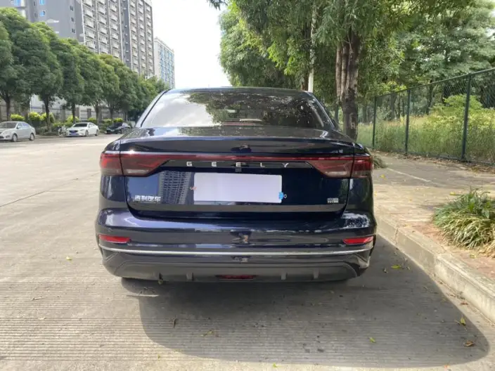 Geely Emgrand 2022 Model No. 4 Gen 1.5L CVT Flagship Model – фото 5