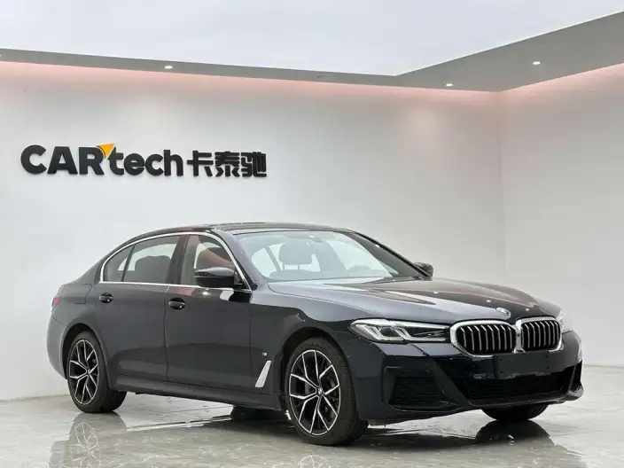 BMW 5 Series 2023 Model Facelift 530Li Exclusive Model M Sports Set – фото 3