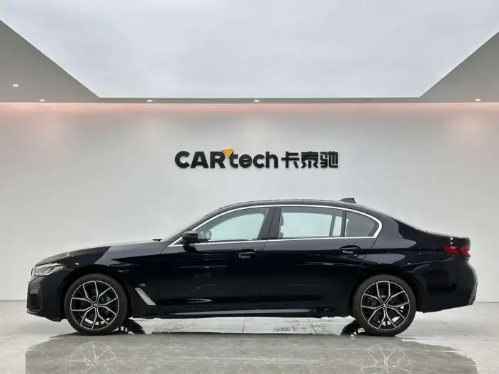BMW 5 Series 2023 Model Facelift 530Li Exclusive Model M Sports Set – фото 4