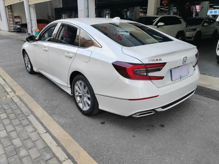 Honda Accord 2022 Model 260TURBO Deluxe Edition – фото 5