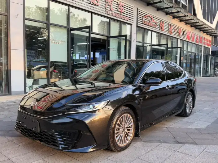 Toyota Camry 2024 Model Hybrid 2.0HGVP Deluxe Edition – фото 1
