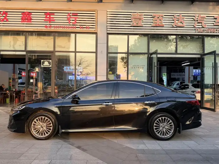 Toyota Camry 2024 Model Hybrid 2.0HGVP Deluxe Edition – фото 4