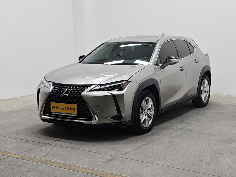 Lexus UX Модель 2020 года 200 Special Edition – фото 1