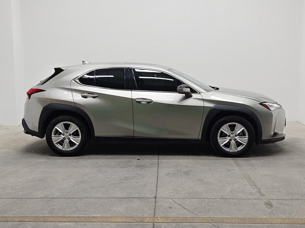 Lexus UX Модель 2020 года 200 Special Edition – фото 8
