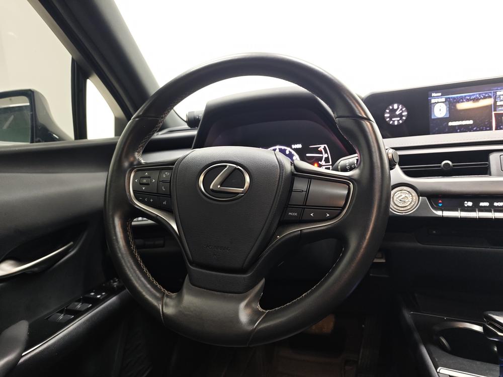 Lexus UX Модель 2020 года 200 Special Edition – фото 16