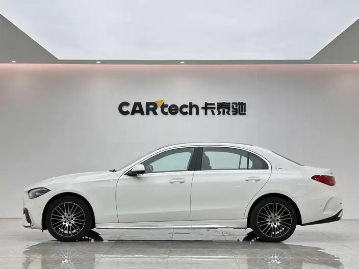 Mercedes-Benz C-Class 2025 Model C 260 L Sports Edition – фото 4