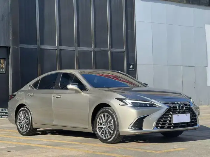 Lexus ES 2025 Model 200 Premium – фото 3