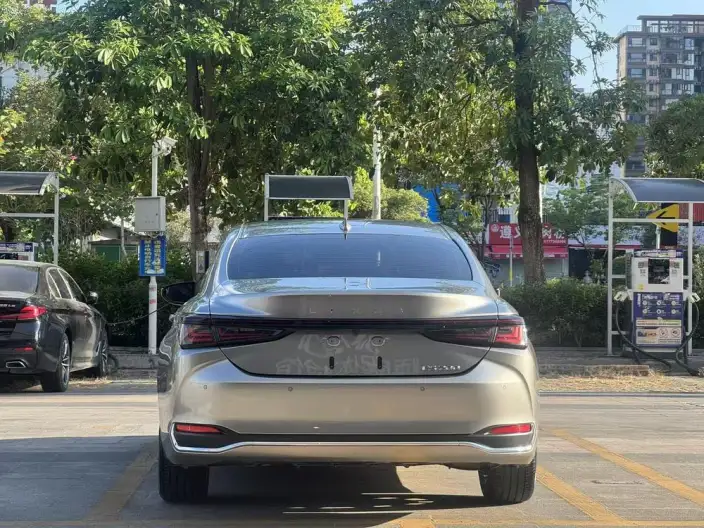Lexus ES 2025 Model 200 Premium – фото 6