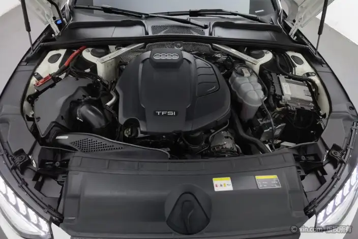 Audi A4 L 2022 Model 40 TFSI Luxury Dynamic Model – фото 5