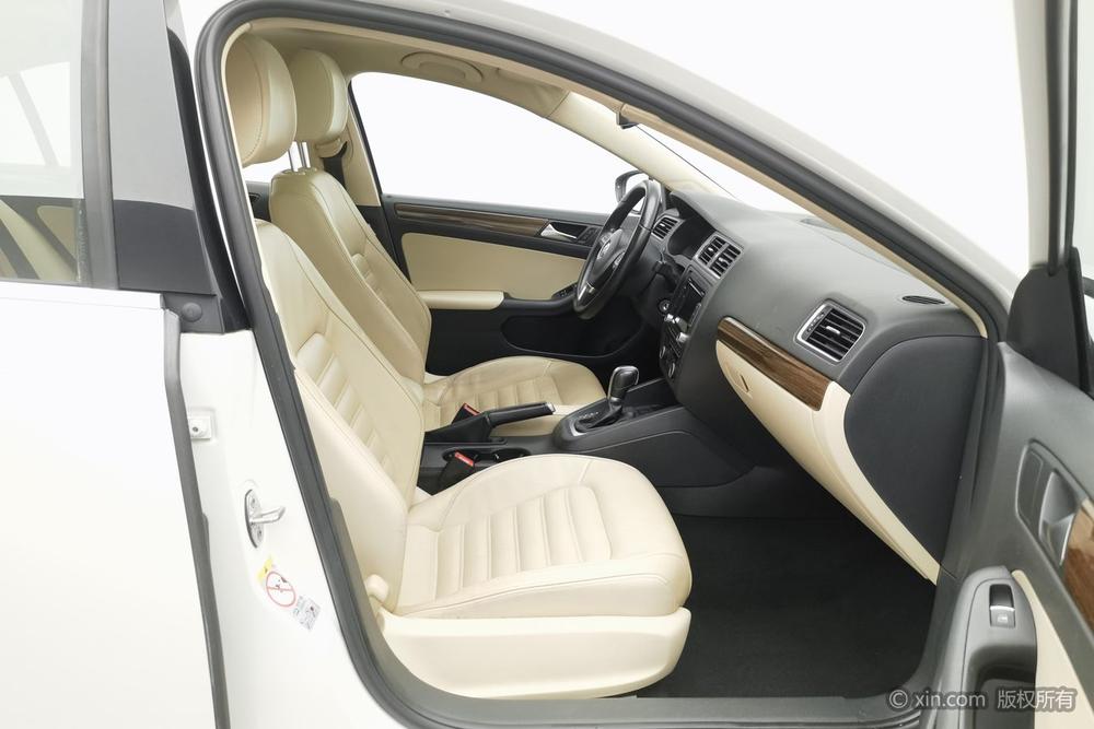 Volkswagen Sagitar 2012 1.4TSI Automatic Flagship – фото 12